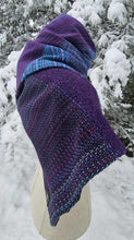 Charger l&#39;image dans la galerie, Scarf / Shawl Snowflakes