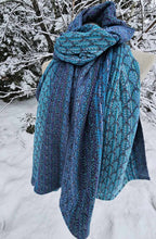 Charger l&#39;image dans la galerie, Shawl blue and grey / Scale pattern