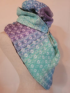 Triangle-scarf SnowFlakes