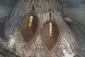 Leather teardrop and stones earrings