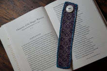 Load image into Gallery viewer, Woven Book Mark Purple Snow Flakes