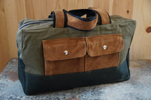 Load image into Gallery viewer, Mens Weekender Bag